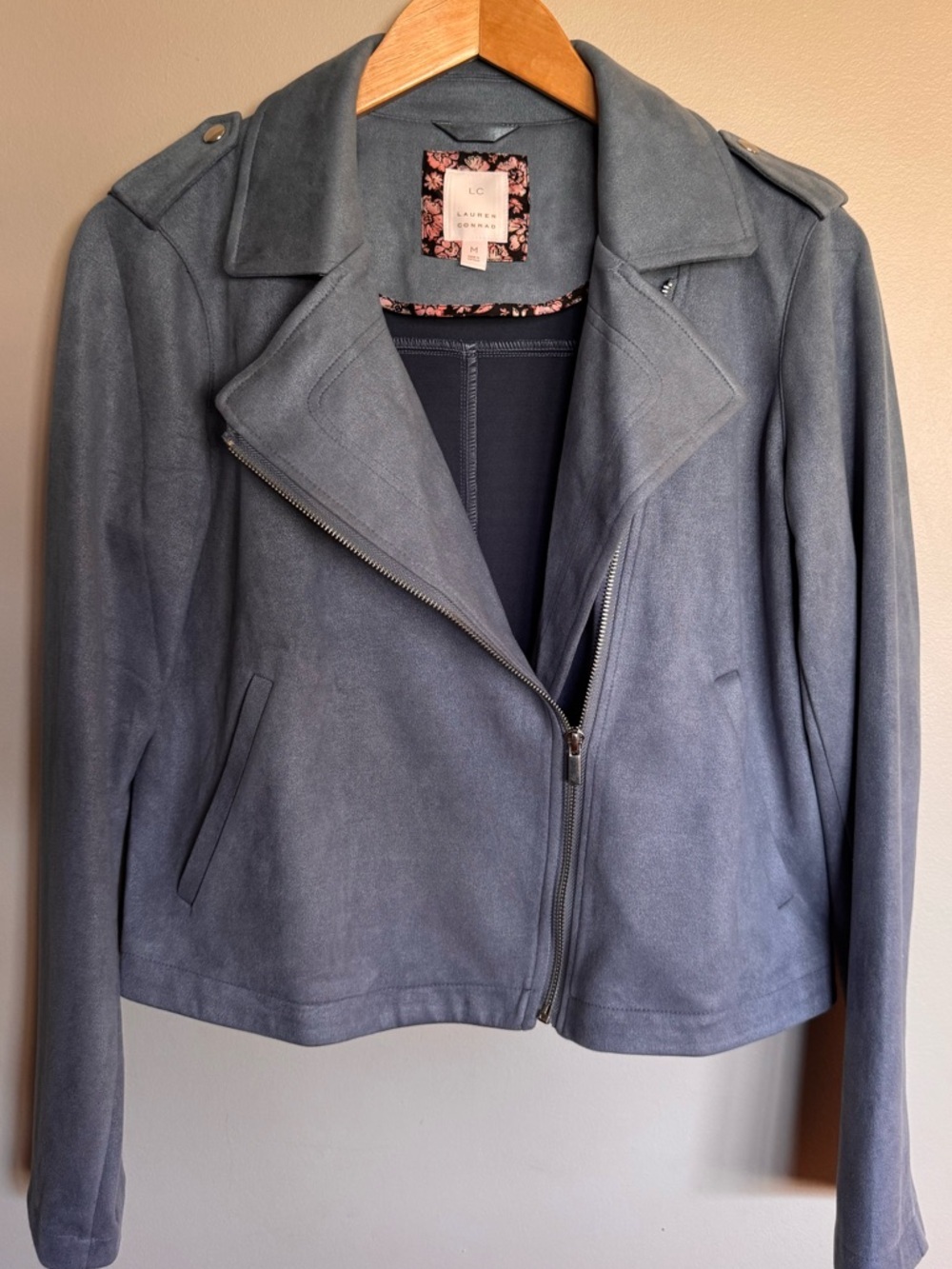 LC Lauren Conrad Gray Faux Suede Moto jacket Sz Med Asymmetrical Zip Lightweight